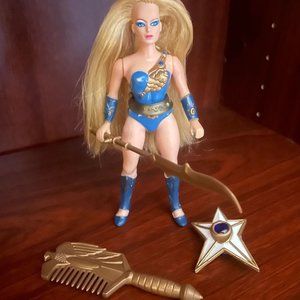 Golden Girl and the Guardians of the Gemstones Sap